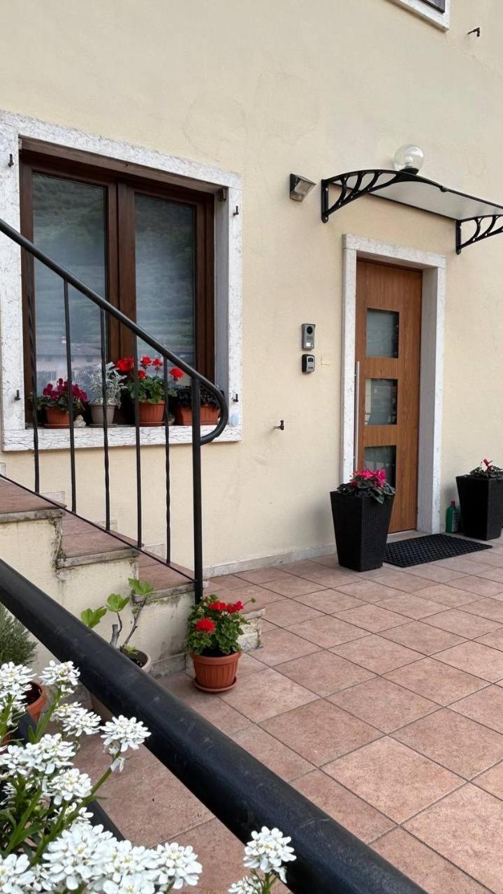Garda View Apartment Tenno Eksteriør billede